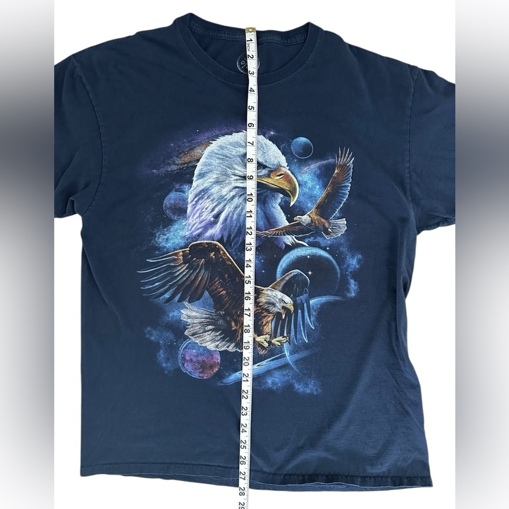 Cosmic Eagle Graphic Tee – Galaxy Space Print – 100% Cotton – Size L - Picture 5 of 6